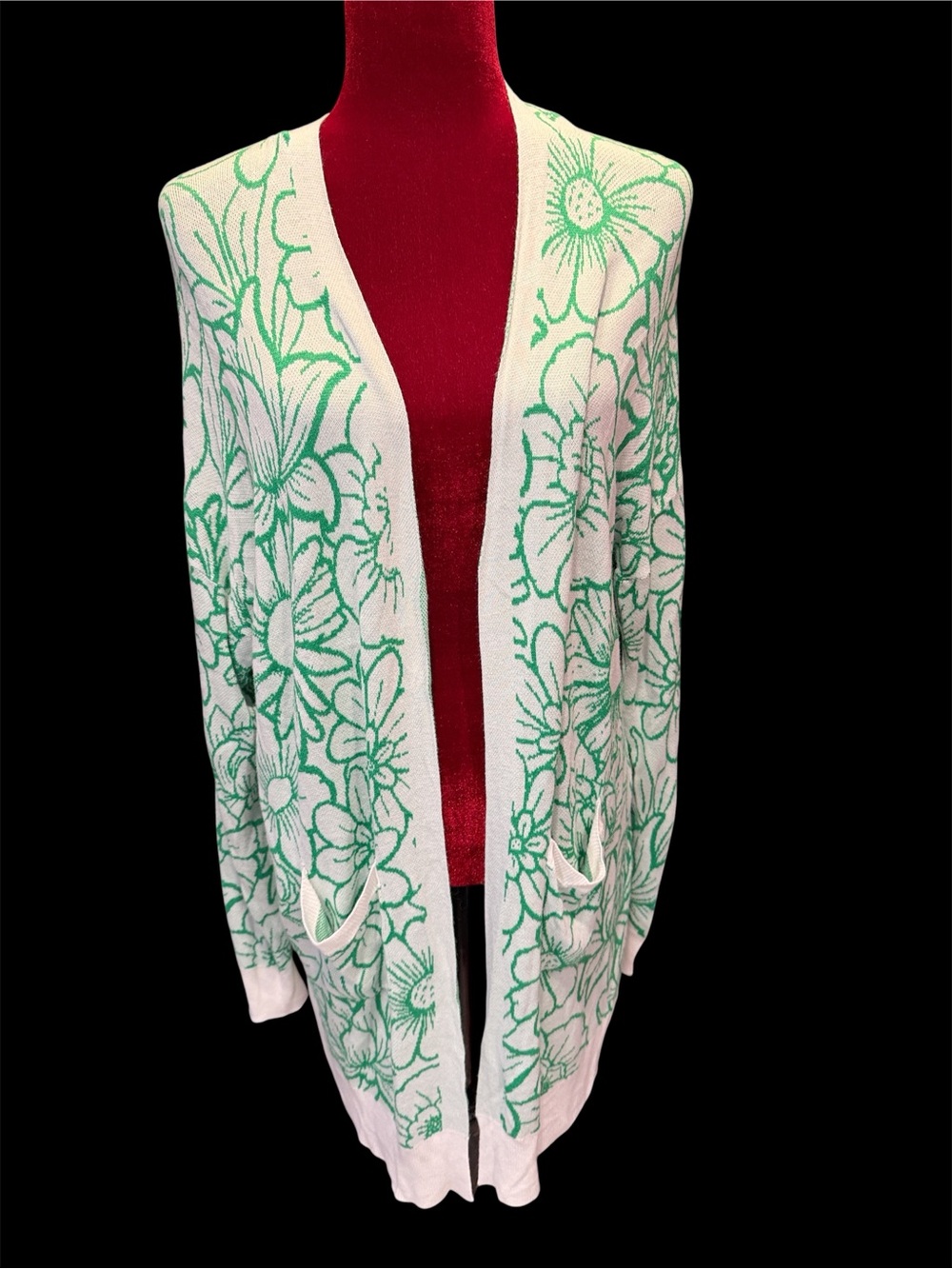 #762. Floral cardigan. 18/20. 1x.